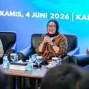 Tampil Perdana, Nanik Deyang Pamer Latar Belakang Biologi dan Kenalkan Dua Wakil Kepala BGN Baru