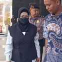 Bupati Sukoharjo Etik Suryani Tiba di Gedung KPK Usai Terjaring OTT Dugaan Pemerasan