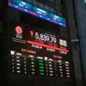 IHSG Parkir ke Zona Merah, Rupiah Ikut Anjlok Rp17.936 per Dolar AS
