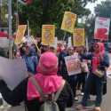 Kantor Purbaya Digeruduk Emak-emak