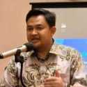 Merawat Konstitusi