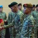 Dua Prajurit TNI Naik Pangkat Usai Kibarkan Merah Putih di Masjid Baiturrahman Aceh
