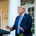Trump Klaim Pemerintah Punya Uang untuk Bayar 5.000 Dolar AS per Warga