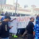 Tiga Bulan Nganggur, Karyawan De Club Arjuna Geruduk Balai Kota