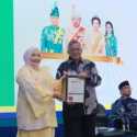 Dr Marniati Terima Penghargaan Mitra Kerja Sama FCoEE di NEXT-D 2026