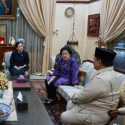 Jalinan Persahabatan di Tengah Duka, Presiden Prabowo Takziah ke Teuku Umar