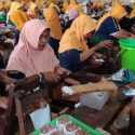 Usaha Rokok Rakyat Hidupi Ribuan Pekerja Desa Madura