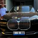 KPK Geledah Rumah Suami Fadia Arafiq, Sita Mobil BMW Listrik
