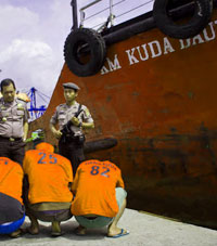 KM Kuda Laut Diikat Di Dermaga Pondok Dayung