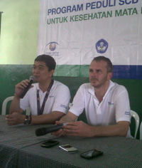 Hamann Pimpin <i>Coaching Clinic</i> di SMPN 16