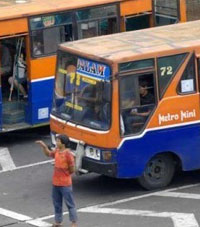 Dilengkapi AC, Pintunya Pakai Standar Busway