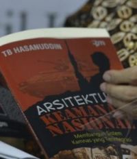 Buku TB Hasanuddin Relevan dengan Isu Penyadapan