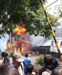 Komisi V DPR: Bangun <i>Underpass</i> atau <i>Flyover </i>di Perlintasan Kereta Api