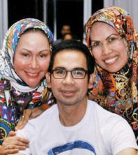 Atut dan Wawan Resmi Tersangka Korupsi Alkes Banten