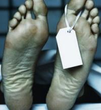 Feby Lorita Punya Tato Salib di Punggung