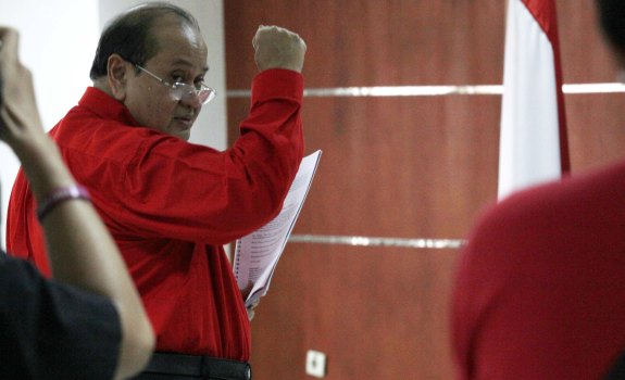 Si Emir Moeis Teriak Merdeka