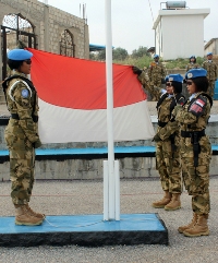 Wanita TNI Jadi Perangkat Upacara Bendera 17-an di Lebanon