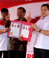 Laskar Hary Tanoe Bertekad Menangkan Prabowo-Hatta