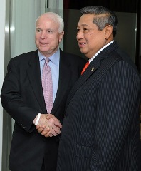 SBY-John McCain Bahas Modernisasi Alutsista TNI