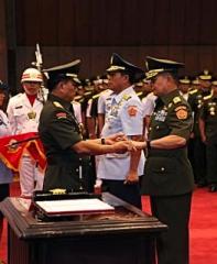 Di Sertijab Dansesko, Panglima TNI Harapkan Sesko Jadi Mata Air