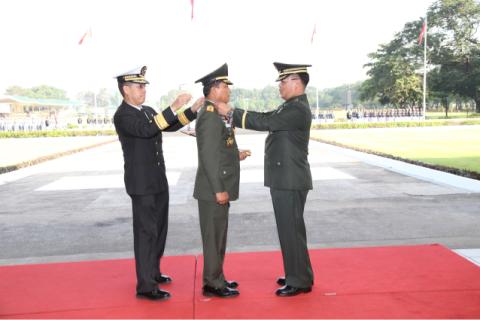 Panglima TNI Terima Bintang Kehormatan PLOH dari Pemerintah Filipina