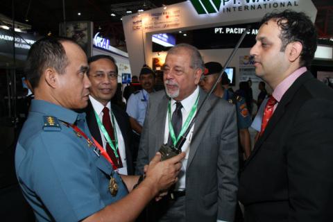 Kasum TNI Hadiri Pembukaan Indo Defence 2014 Expo & Forum