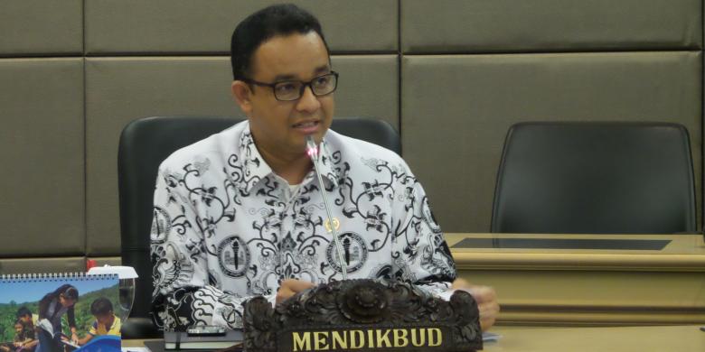 Menteri Anies Terlalu Terburu-buru Menghentikan Kurikulum 2013