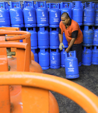 Pertamina Kirim Sinyal Turunkan Gas 12 Kg, Harga Makanan Masih Mahal