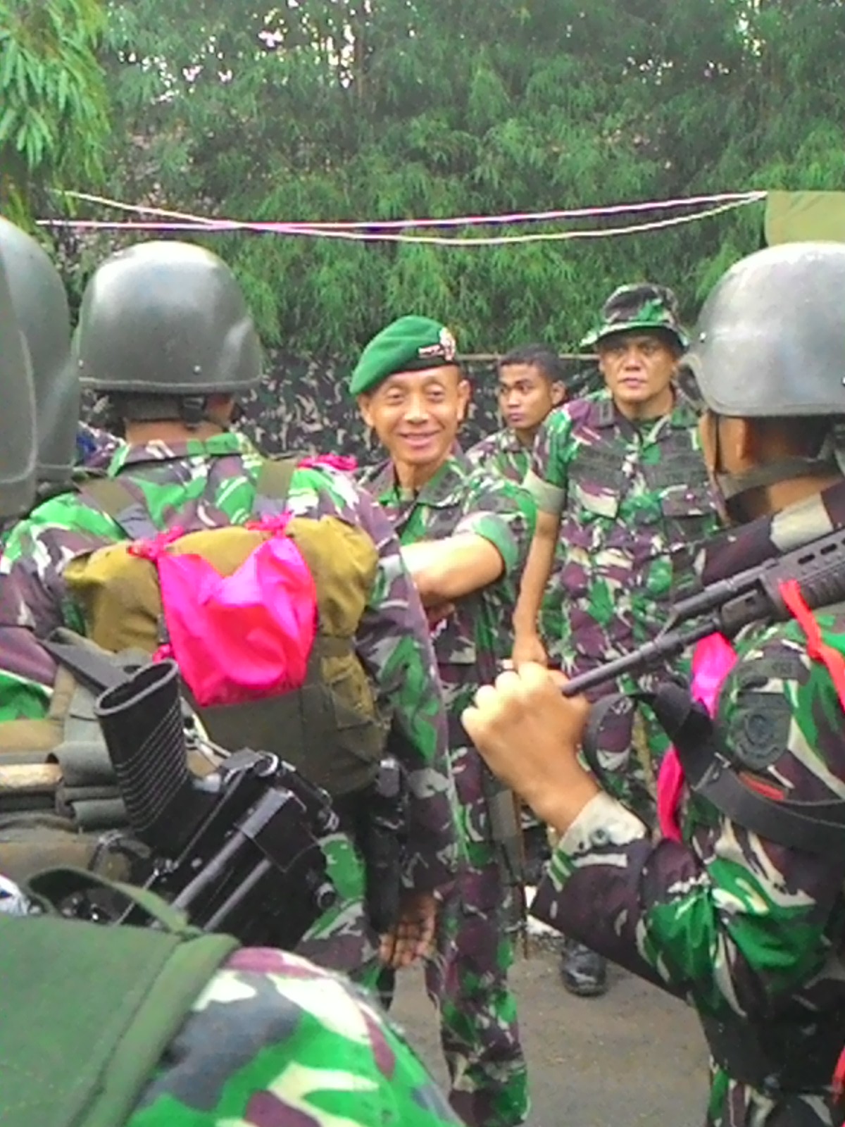 Pangkostrad Kunjungi Prajurit yang Ikut Lomba Ton Tangkas