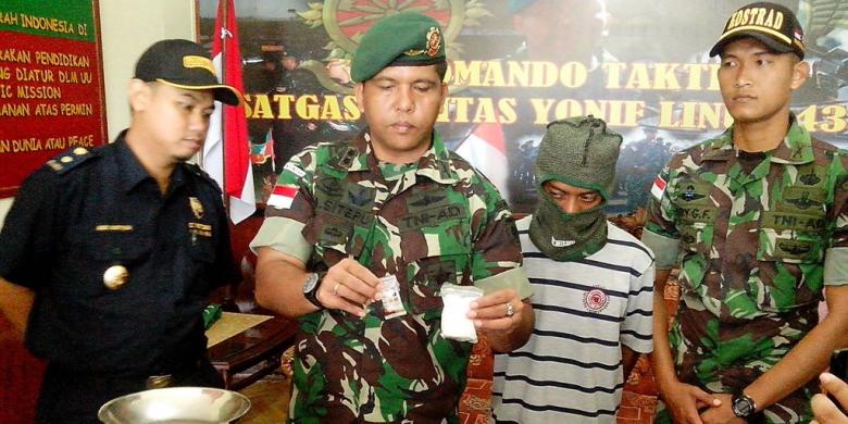 Anggota Kostrad Tangkap Warga Malaysia yang Bawa Sabu dalam Inhaler