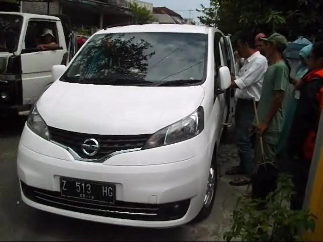 Saat Kondangan Mobil Pengusaha Batik Jadi Sasaran Begal