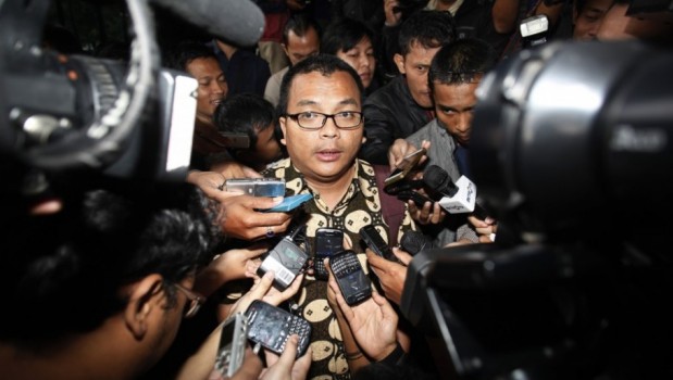 Denny Berharap Masyarakat yang Merasakan Manfaat <i>E-Passport</i> Bersuara