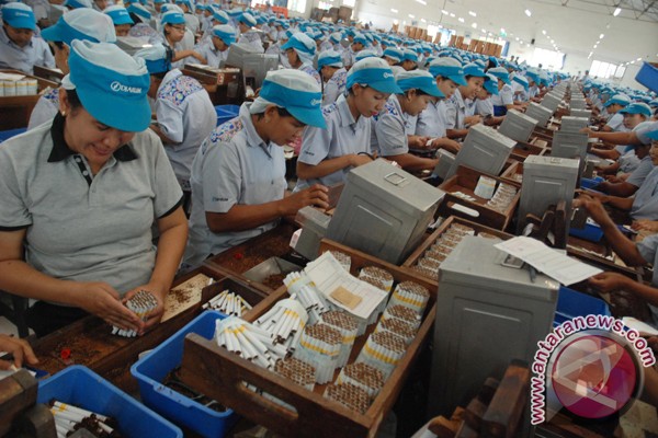 Pemerintah terus Berupaya Susun Regulasi Industri Rokok