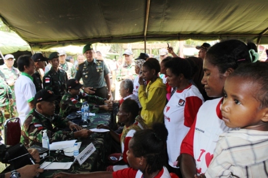 Satgas Pamtas RI-PNG Gelar Bhakti Sosial