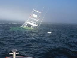 Kapal dengan Penumpang 9 Waria Tenggelam, 2 Tewas