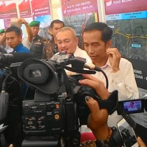 Jokowi: Tol Lampung-Palembang Jadi, Harga Barang Lebih Murah