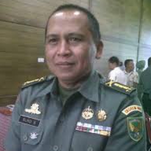 Tentara <i>Enggak</i> Boleh Dukung, <i>Nyalon</i> Bupati Silakan