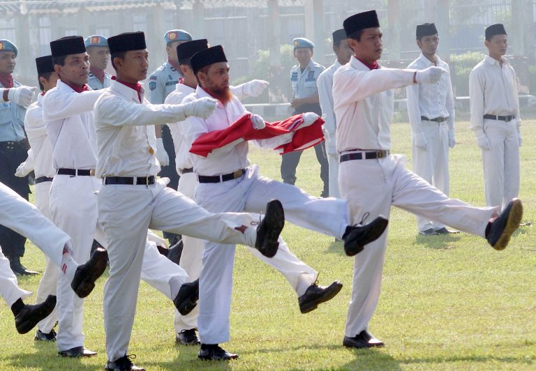 Bukti Cinta Indonesia, Umar Patek Jadi Tim Pengibar Bendera