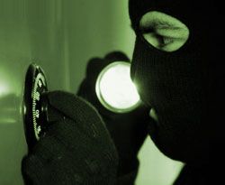 Sindikat Pembobol Bank Dibekuk Polisi