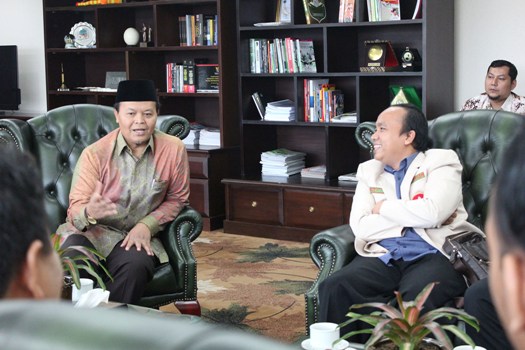 HNW Ajak Pemuda Muhammadiyah Berjamaah Mempertahankan NKRI