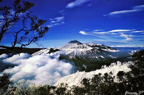 Puncak Carstensz Pyramid Destinasi Wisata Minat Khusus