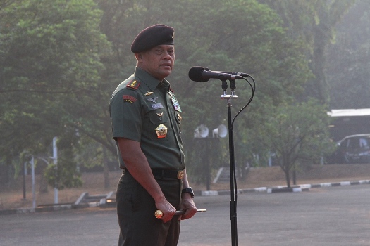 Panglima Gatot Halal Bihalal dengan Prajurit dan PNS TNI di Cilangkap