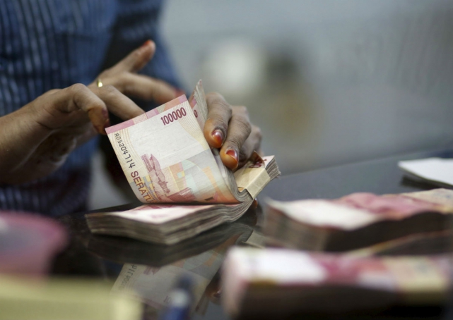 Media Singapura: Rupiah Jatuh ke Titik Terendah Sejak 1998