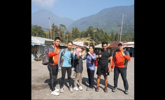 Persiapan Menuju Puncak Cartenz