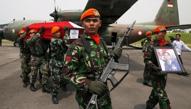 Presiden Ikut Sambut Kedatangan Jenazah Korban Hercules C-130