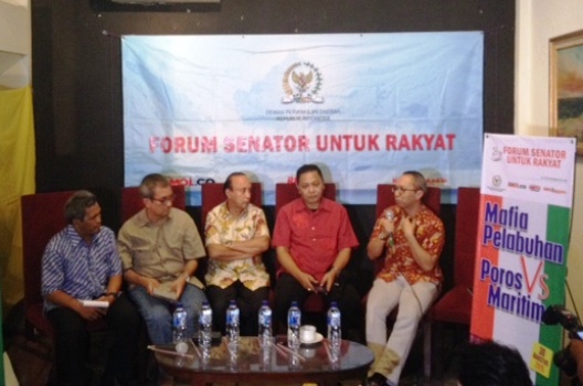 Diskusi Mafia Pelabuhan Vs Poros Maritim