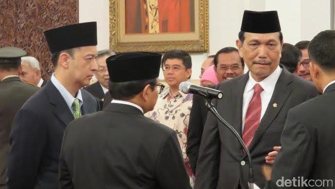 Sepeninggal Luhut, Tak Perlu Lagi Ada Kepala Staf Kepresidenan