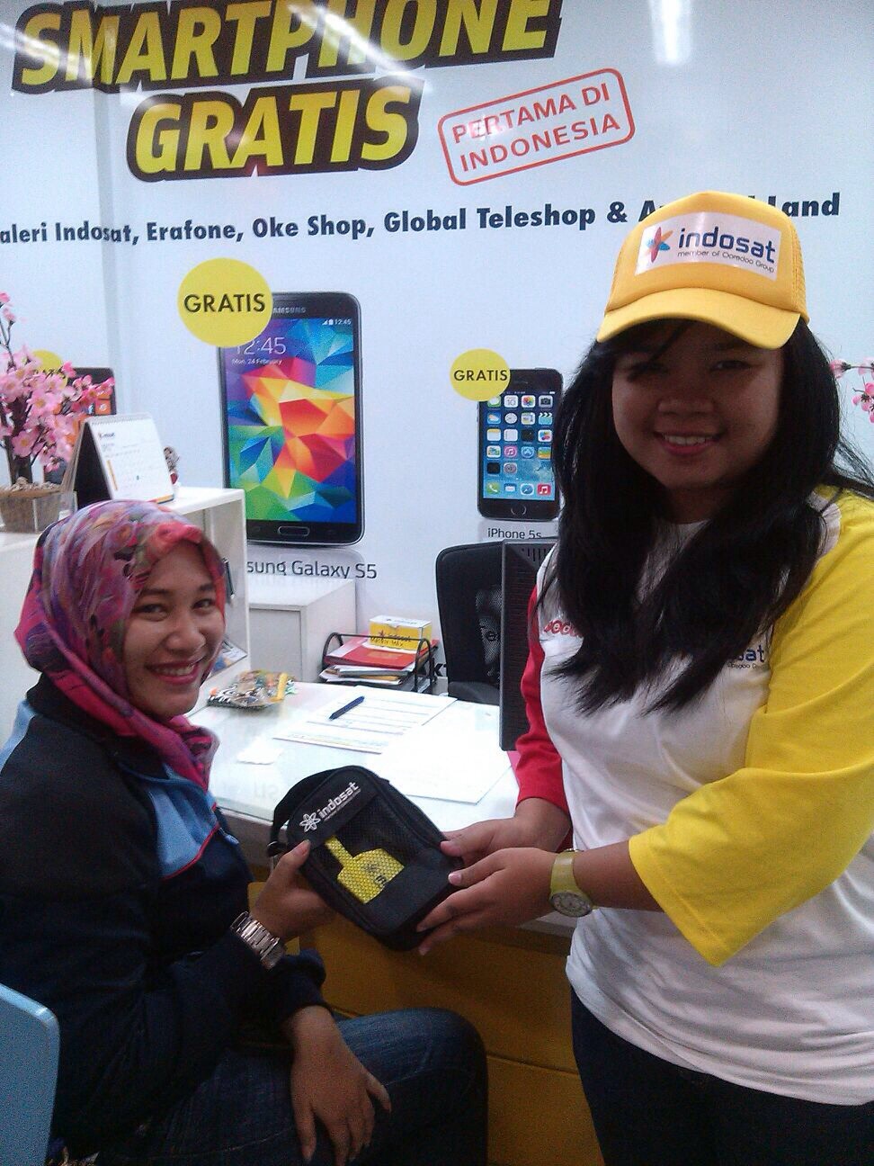 Indosat Rangkul Komunitas Scooterhood & Radio Rayakan Hari Pelanggan