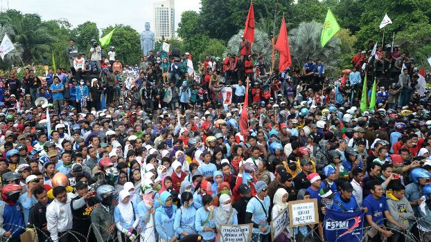 Unjuk Rasa Buruh Bukti Pemerintah Gagal Atasi Persoalan Ekonomi