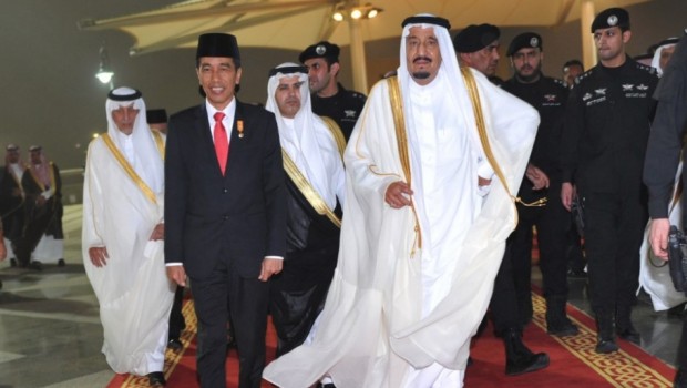 Presiden Jokowi Terima Penghargaan Tertinggi dari Raja Arab Saudi